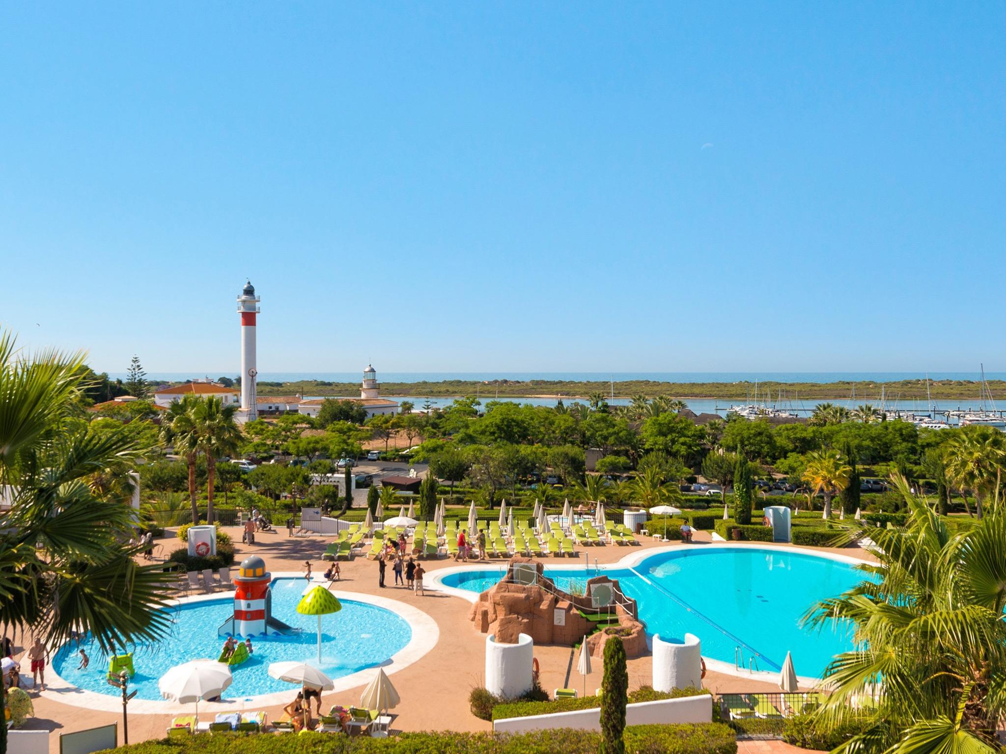 Hotel Fuerte Эль-Ромпидо Экстерьер фото