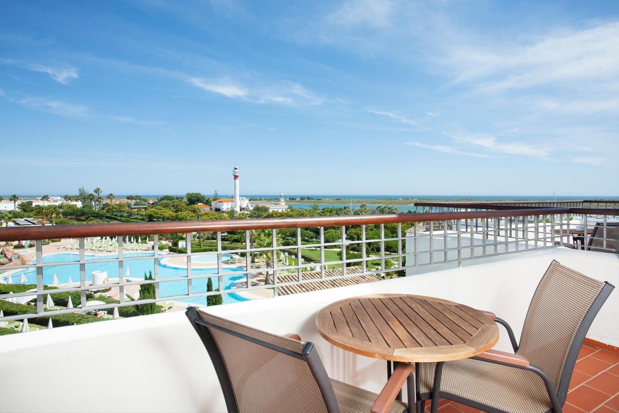 Hotel Fuerte Эль-Ромпидо Экстерьер фото